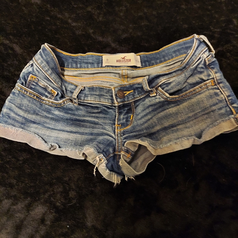 Hollister shorts 0